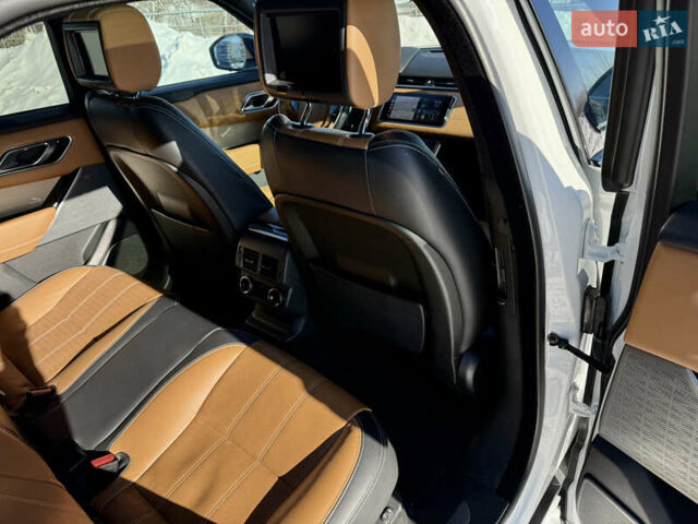 Белый Ленд Ровер Рендж Ровер Велар, объемом двигателя 2 л и пробегом 148 тыс. км за 36700 $, фото 24 на Automoto.ua