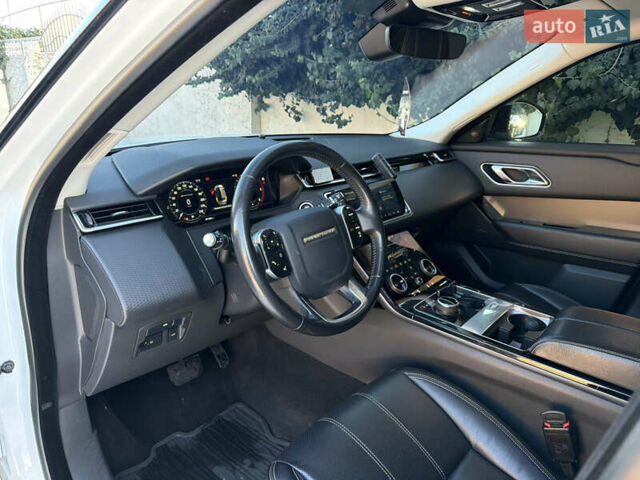 Білий Ленд Ровер Рендж Ровер Велар, об'ємом двигуна 2 л та пробігом 88 тис. км за 35900 $, фото 11 на Automoto.ua