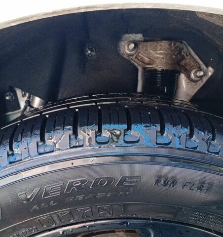 Белый Ленд Ровер Рендж Ровер Велар, объемом двигателя 2 л и пробегом 109 тыс. км за 31000 $, фото 79 на Automoto.ua