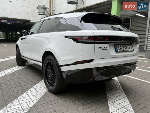 Белый Ленд Ровер Рендж Ровер Велар, объемом двигателя 2 л и пробегом 87 тыс. км за 33300 $, фото 12 на Automoto.ua