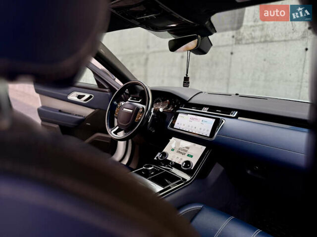 Белый Ленд Ровер Рендж Ровер Велар, объемом двигателя 2 л и пробегом 134 тыс. км за 33999 $, фото 68 на Automoto.ua