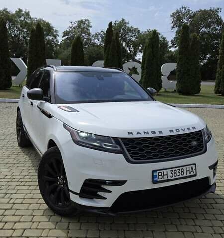 Белый Ленд Ровер Рендж Ровер Велар, объемом двигателя 3 л и пробегом 95 тыс. км за 39500 $, фото 8 на Automoto.ua