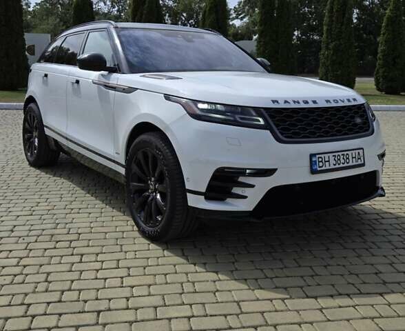 Белый Ленд Ровер Рендж Ровер Велар, объемом двигателя 3 л и пробегом 95 тыс. км за 39500 $, фото 9 на Automoto.ua
