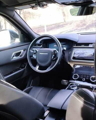 Белый Ленд Ровер Рендж Ровер Велар, объемом двигателя 3 л и пробегом 33 тыс. км за 42300 $, фото 27 на Automoto.ua