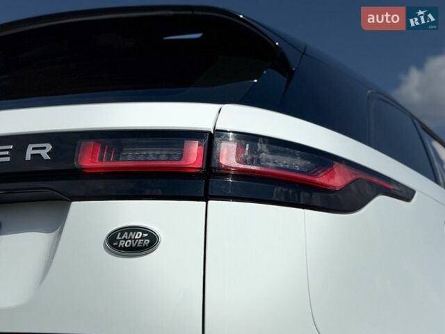 Білий Ленд Ровер Рендж Ровер Велар, об'ємом двигуна 2 л та пробігом 134 тис. км за 28999 $, фото 39 на Automoto.ua