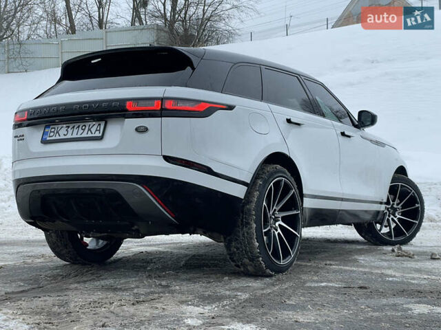 Белый Ленд Ровер Рендж Ровер Велар, объемом двигателя 2 л и пробегом 155 тыс. км за 29500 $, фото 15 на Automoto.ua