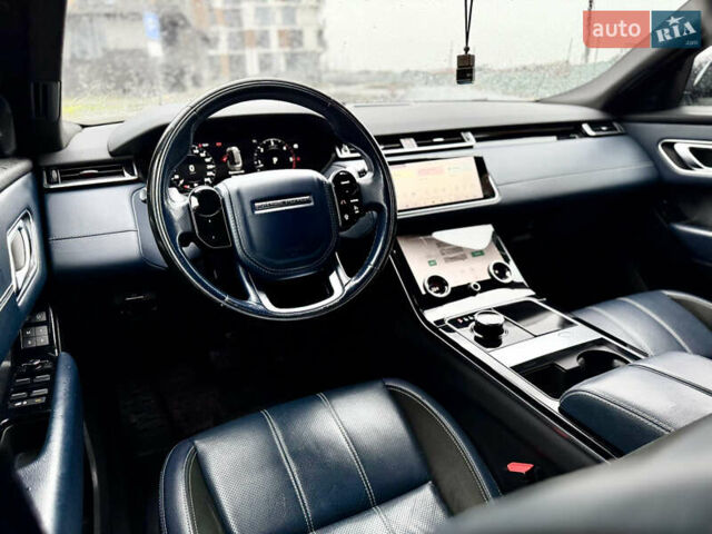 Білий Ленд Ровер Рендж Ровер Велар, об'ємом двигуна 2 л та пробігом 134 тис. км за 29999 $, фото 50 на Automoto.ua