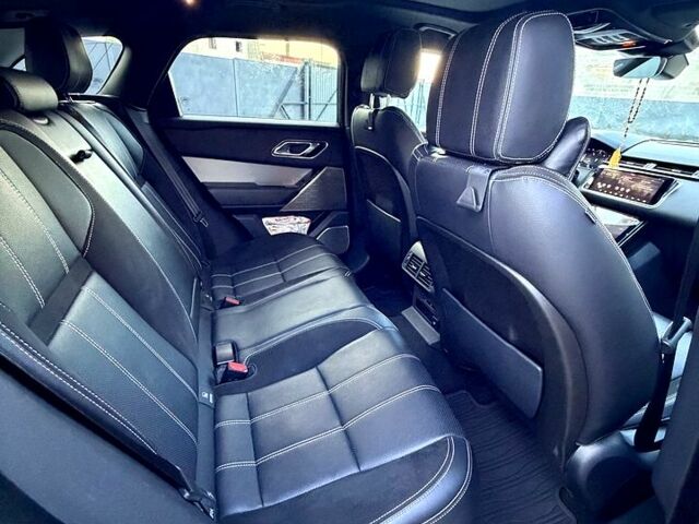 Білий Ленд Ровер Рендж Ровер Велар, об'ємом двигуна 2 л та пробігом 18000 тис. км за 32000 $, фото 12 на Automoto.ua