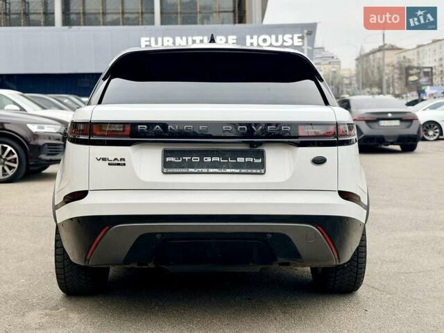 Білий Ленд Ровер Рендж Ровер Велар, об'ємом двигуна 2 л та пробігом 208 тис. км за 29999 $, фото 8 на Automoto.ua