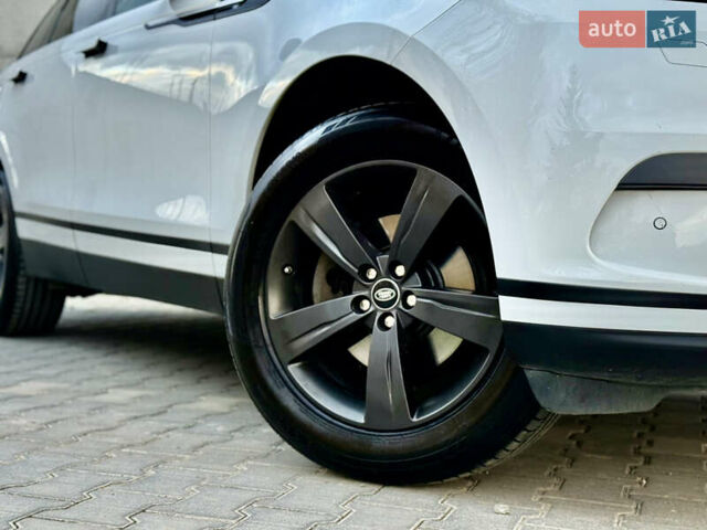 Белый Ленд Ровер Рендж Ровер Велар, объемом двигателя 2 л и пробегом 134 тыс. км за 33999 $, фото 28 на Automoto.ua