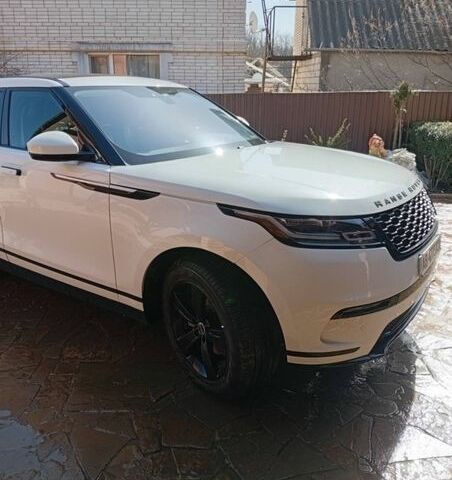 Белый Ленд Ровер Рендж Ровер Велар, объемом двигателя 2 л и пробегом 109 тыс. км за 31000 $, фото 74 на Automoto.ua