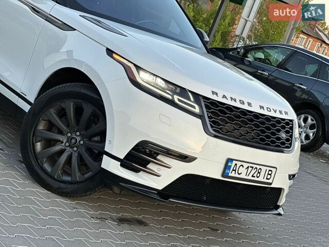 Білий Ленд Ровер Рендж Ровер Велар, об'ємом двигуна 2 л та пробігом 157 тис. км за 34999 $, фото 76 на Automoto.ua