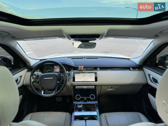 Белый Ленд Ровер Рендж Ровер Велар, объемом двигателя 2 л и пробегом 188 тыс. км за 28700 $, фото 36 на Automoto.ua