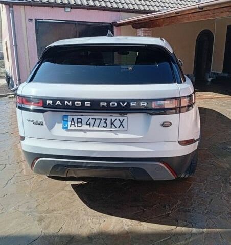 Белый Ленд Ровер Рендж Ровер Велар, объемом двигателя 2 л и пробегом 109 тыс. км за 31000 $, фото 70 на Automoto.ua