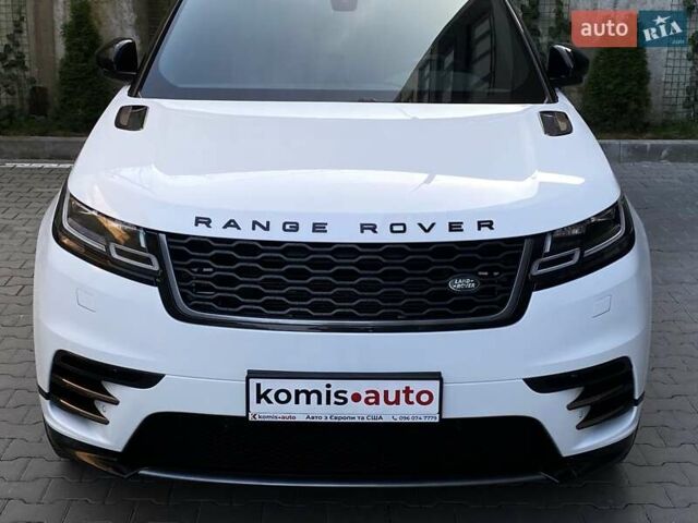 Белый Ленд Ровер Рендж Ровер Велар, объемом двигателя 2 л и пробегом 91 тыс. км за 34999 $, фото 8 на Automoto.ua