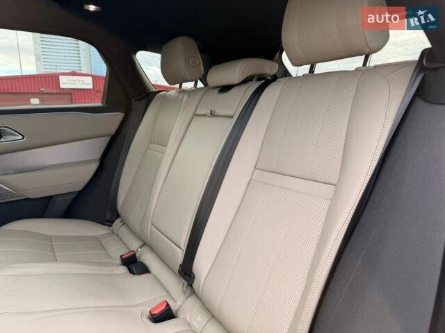 Белый Ленд Ровер Рендж Ровер Велар, объемом двигателя 2 л и пробегом 124 тыс. км за 28500 $, фото 22 на Automoto.ua