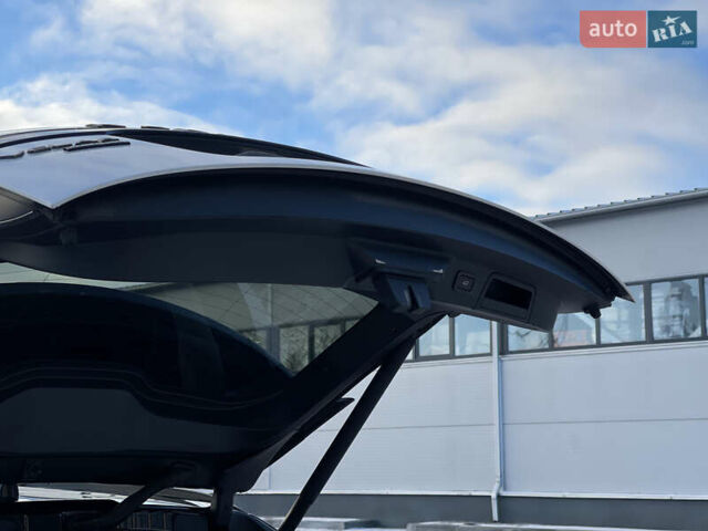 Білий Ленд Ровер Рендж Ровер Велар, об'ємом двигуна 2 л та пробігом 209 тис. км за 31999 $, фото 81 на Automoto.ua