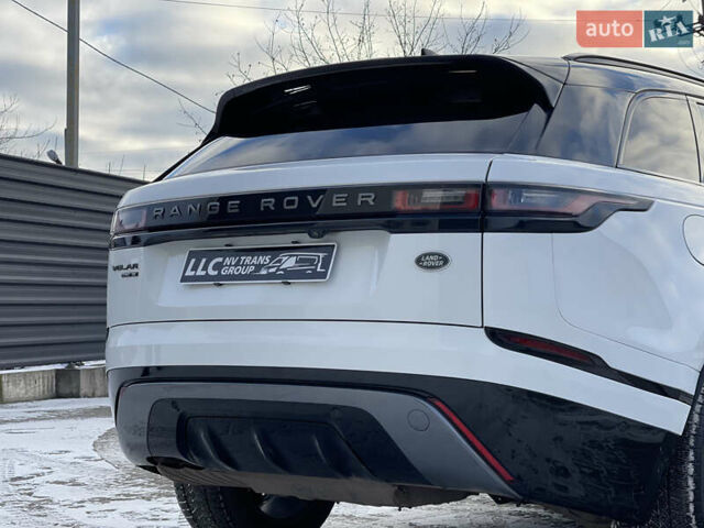 Білий Ленд Ровер Рендж Ровер Велар, об'ємом двигуна 2 л та пробігом 209 тис. км за 31999 $, фото 11 на Automoto.ua