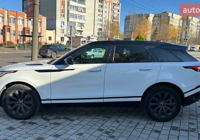 Білий Ленд Ровер Рендж Ровер Велар, об'ємом двигуна 3 л та пробігом 76 тис. км за 35999 $, фото 3 на Automoto.ua