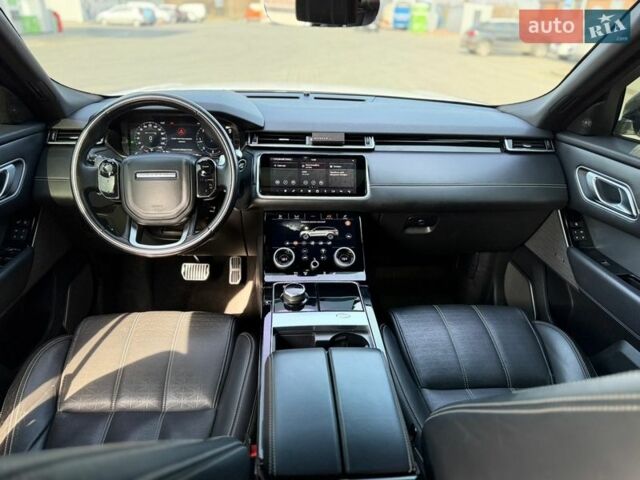 Білий Ленд Ровер Рендж Ровер Велар, об'ємом двигуна 2 л та пробігом 130 тис. км за 32200 $, фото 16 на Automoto.ua