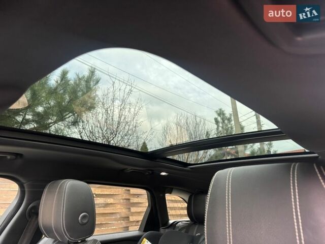 Білий Ленд Ровер Рендж Ровер Велар, об'ємом двигуна 2 л та пробігом 131 тис. км за 32000 $, фото 62 на Automoto.ua