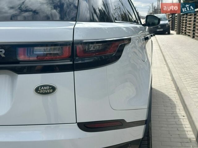 Білий Ленд Ровер Рендж Ровер Велар, об'ємом двигуна 2 л та пробігом 131 тис. км за 32000 $, фото 21 на Automoto.ua