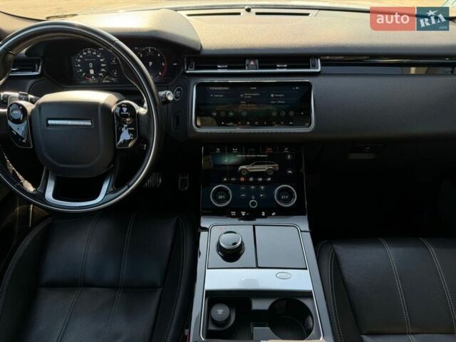 Білий Ленд Ровер Рендж Ровер Велар, об'ємом двигуна 2 л та пробігом 132 тис. км за 33000 $, фото 20 на Automoto.ua