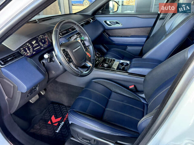 Белый Ленд Ровер Рендж Ровер Велар, объемом двигателя 2 л и пробегом 91 тыс. км за 34999 $, фото 33 на Automoto.ua