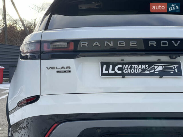 Білий Ленд Ровер Рендж Ровер Велар, об'ємом двигуна 2 л та пробігом 209 тис. км за 31999 $, фото 29 на Automoto.ua