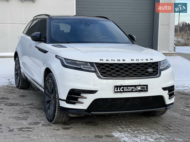 Білий Ленд Ровер Рендж Ровер Велар, об'ємом двигуна 2 л та пробігом 209 тис. км за 31999 $, фото 4 на Automoto.ua