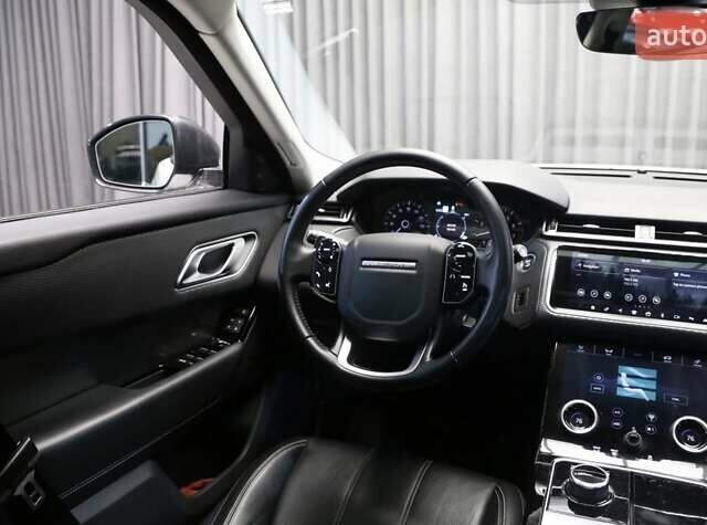 Белый Ленд Ровер Рендж Ровер Велар, объемом двигателя 2 л и пробегом 138 тыс. км за 39690 $, фото 26 на Automoto.ua