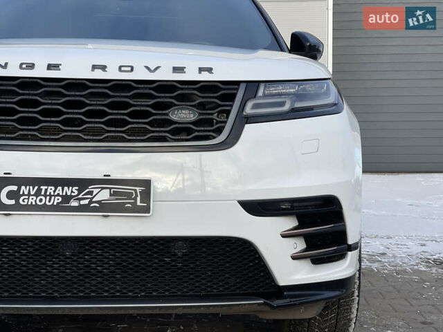 Білий Ленд Ровер Рендж Ровер Велар, об'ємом двигуна 2 л та пробігом 209 тис. км за 31999 $, фото 24 на Automoto.ua