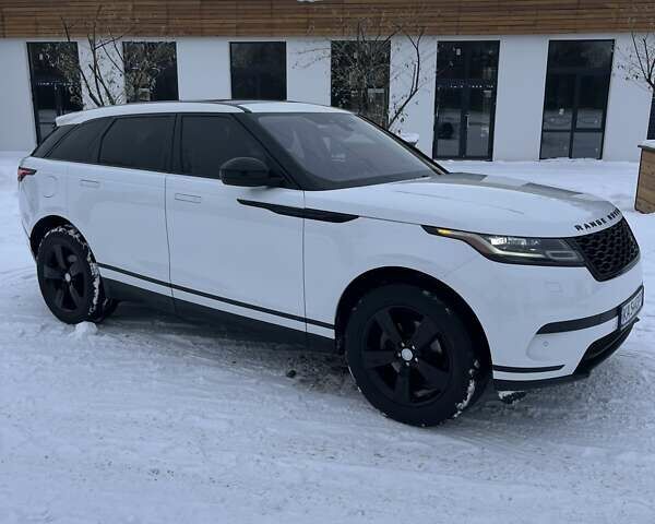 Белый Ленд Ровер Рендж Ровер Велар, объемом двигателя 2 л и пробегом 138 тыс. км за 39690 $, фото 8 на Automoto.ua