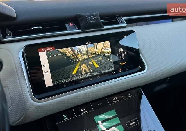 Білий Ленд Ровер Рендж Ровер Велар, об'ємом двигуна 3 л та пробігом 77 тис. км за 38777 $, фото 7 на Automoto.ua