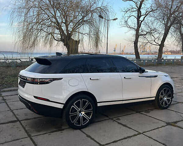Белый Ленд Ровер Рендж Ровер Велар, объемом двигателя 2 л и пробегом 134 тыс. км за 34000 $, фото 6 на Automoto.ua