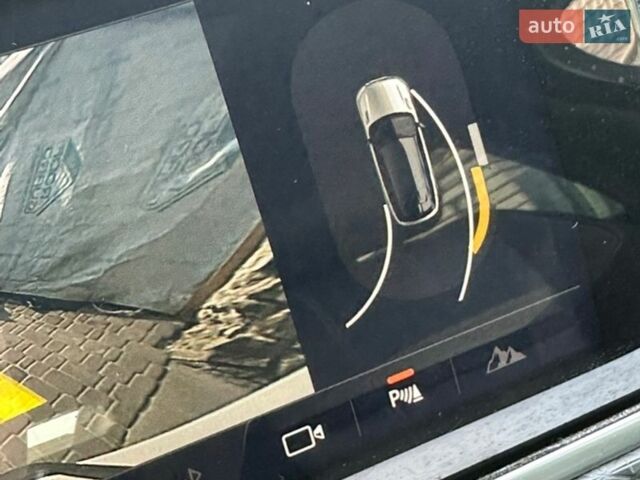 Білий Ленд Ровер Рендж Ровер Велар, об'ємом двигуна 2 л та пробігом 131 тис. км за 32000 $, фото 60 на Automoto.ua