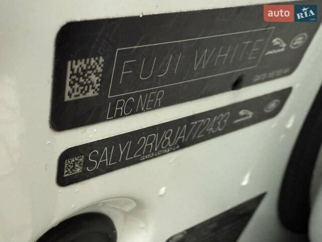 Белый Ленд Ровер Рендж Ровер Велар, объемом двигателя 3 л и пробегом 133 тыс. км за 39500 $, фото 43 на Automoto.ua