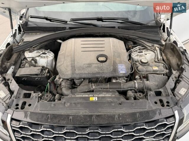 Белый Ленд Ровер Рендж Ровер Велар, объемом двигателя 2 л и пробегом 124 тыс. км за 28500 $, фото 37 на Automoto.ua