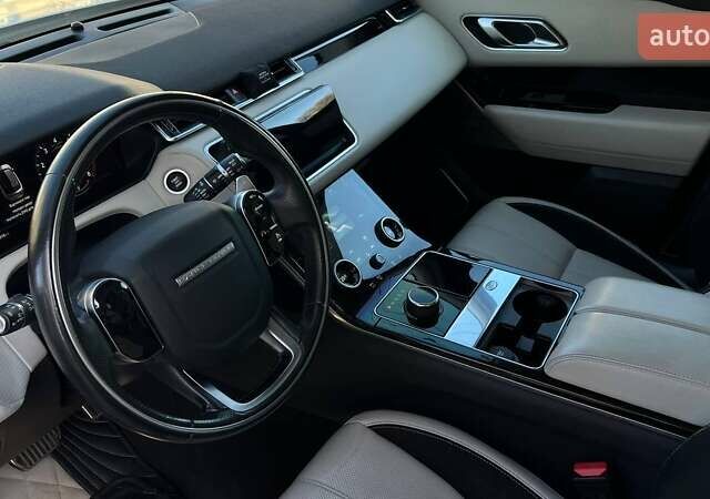 Білий Ленд Ровер Рендж Ровер Велар, об'ємом двигуна 3 л та пробігом 76 тис. км за 35999 $, фото 29 на Automoto.ua
