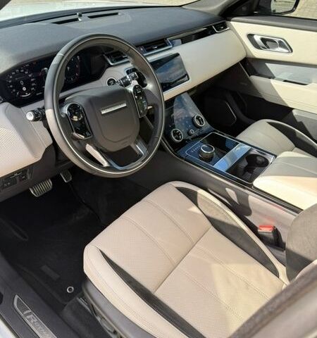 Білий Ленд Ровер Рендж Ровер Велар, об'ємом двигуна 2 л та пробігом 95 тис. км за 35800 $, фото 8 на Automoto.ua