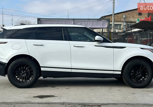 Белый Ленд Ровер Рендж Ровер Велар, объемом двигателя 2 л и пробегом 134 тыс. км за 25500 $, фото 8 на Automoto.ua