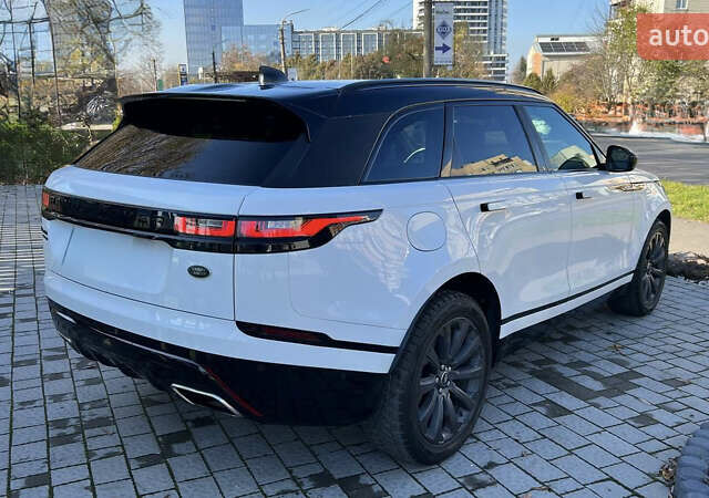 Белый Ленд Ровер Рендж Ровер Велар, объемом двигателя 3 л и пробегом 76 тыс. км за 39700 $, фото 3 на Automoto.ua
