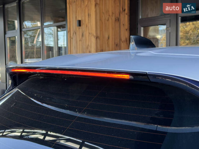 Белый Ленд Ровер Рендж Ровер Велар, объемом двигателя 2 л и пробегом 91 тыс. км за 34999 $, фото 25 на Automoto.ua