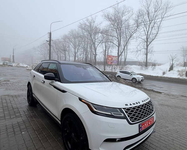Білий Ленд Ровер Рендж Ровер Велар, об'ємом двигуна 2 л та пробігом 181 тис. км за 28500 $, фото 39 на Automoto.ua