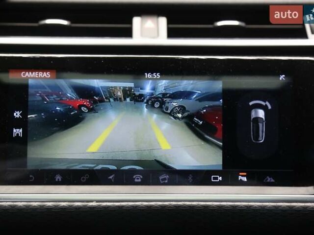 Білий Ленд Ровер Рендж Ровер Велар, об'ємом двигуна 2 л та пробігом 138 тис. км за 41900 $, фото 24 на Automoto.ua