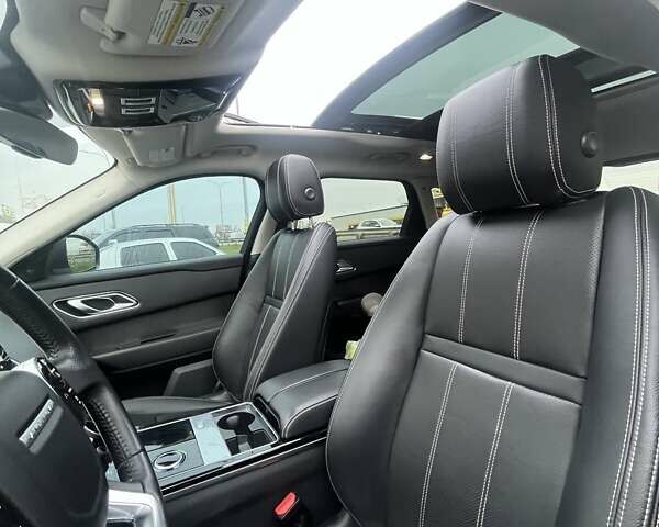 Білий Ленд Ровер Рендж Ровер Велар, об'ємом двигуна 2 л та пробігом 128 тис. км за 42000 $, фото 10 на Automoto.ua