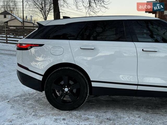 Білий Ленд Ровер Рендж Ровер Велар, об'ємом двигуна 2 л та пробігом 141 тис. км за 37690 $, фото 6 на Automoto.ua