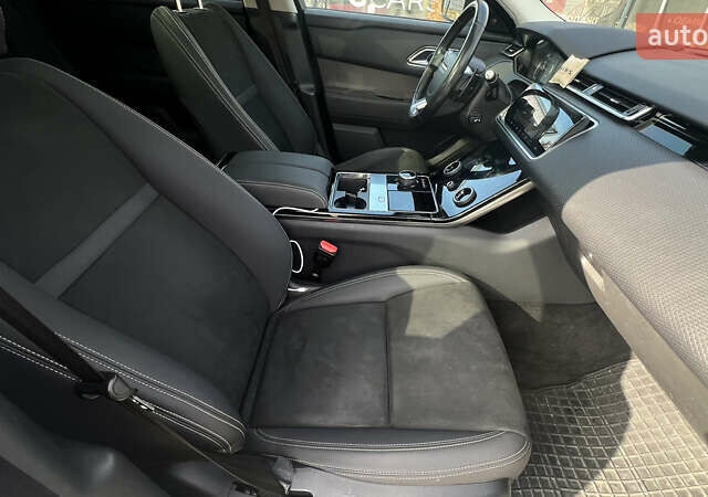 Белый Ленд Ровер Рендж Ровер Велар, объемом двигателя 2 л и пробегом 134 тыс. км за 25500 $, фото 28 на Automoto.ua