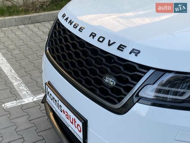 Белый Ленд Ровер Рендж Ровер Велар, объемом двигателя 2 л и пробегом 91 тыс. км за 34999 $, фото 23 на Automoto.ua