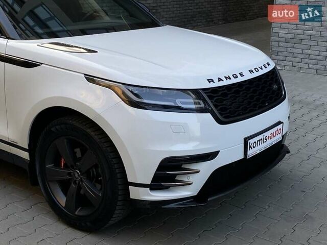 Белый Ленд Ровер Рендж Ровер Велар, объемом двигателя 2 л и пробегом 91 тыс. км за 34999 $, фото 7 на Automoto.ua